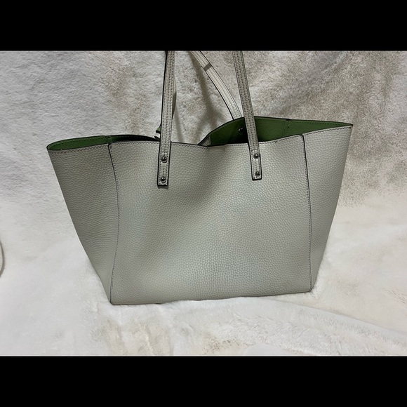 Jessica Simpson white and green lining with silver studs - Picture 3 of 11